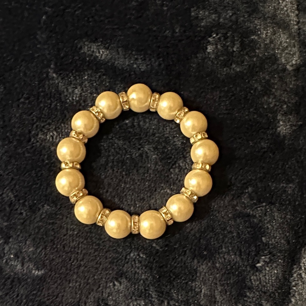 Fashion Jewelry Faux Pearl Necklace, Bracelet and Earring Set NWT - Picture 3 of 7